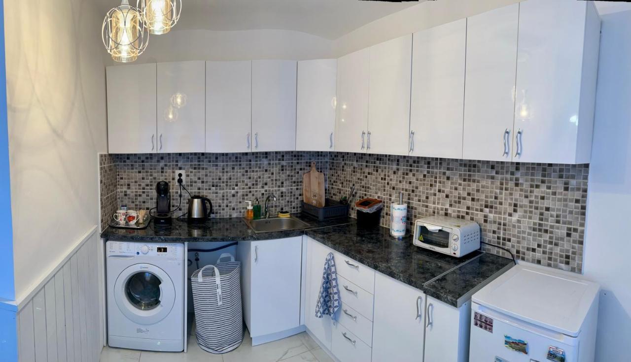 Midtown Apartment Kurdzhali ภายนอก รูปภาพ