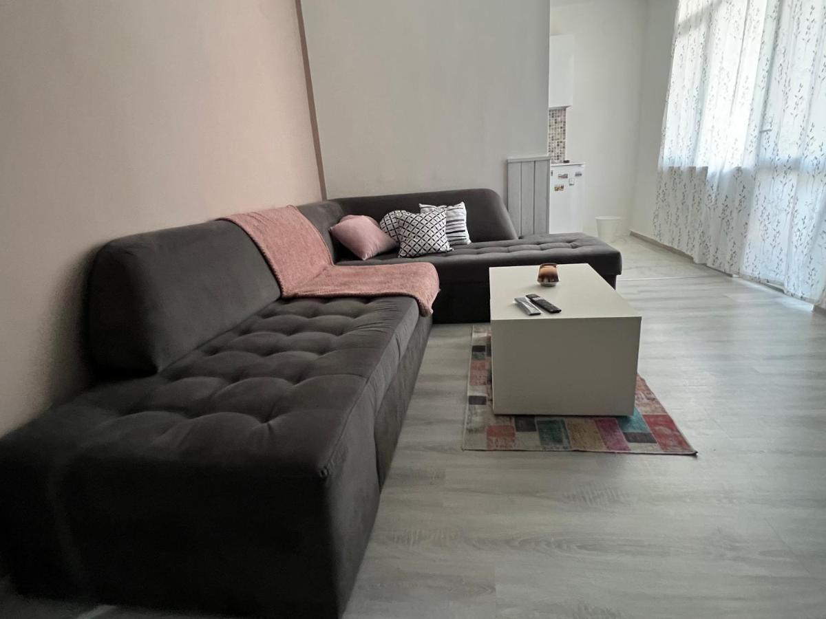 Midtown Apartment Kurdzhali ภายนอก รูปภาพ